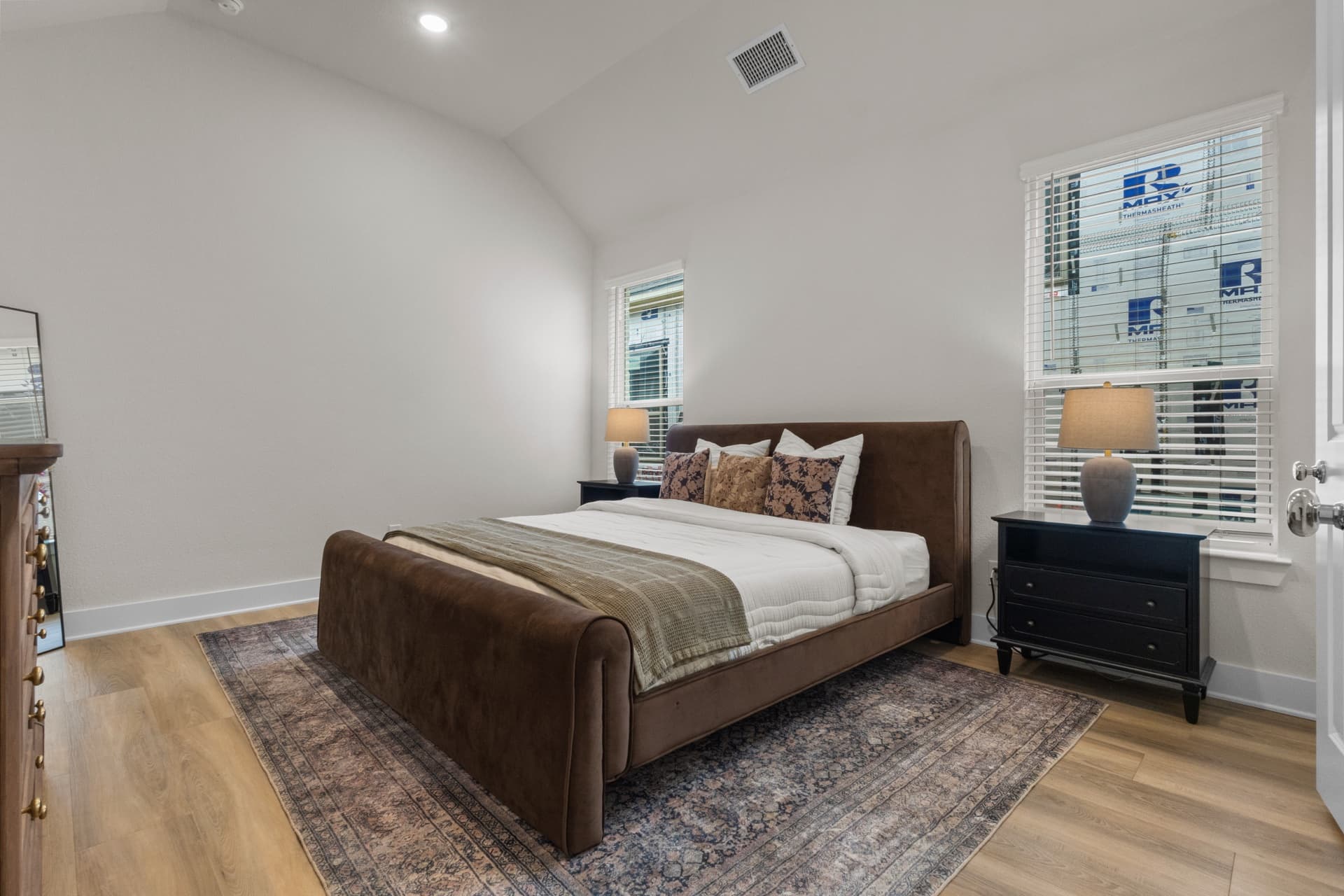 2609 Holland Ct - Photo 4